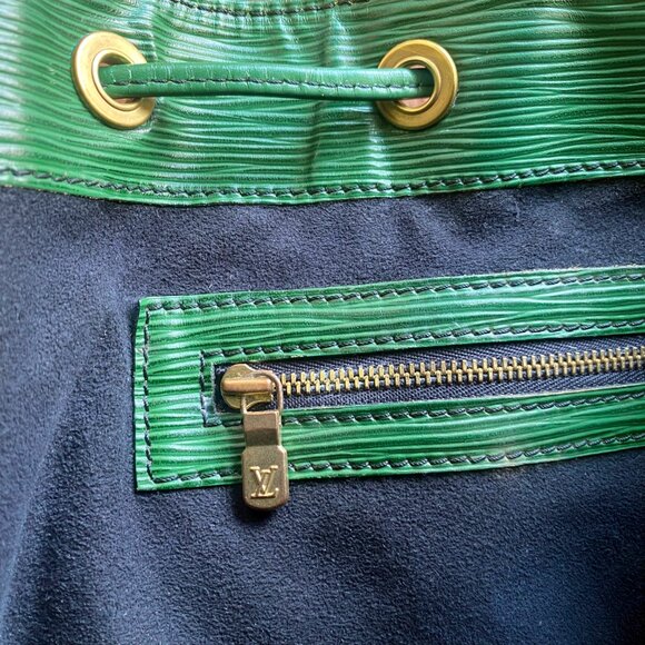Vintage LV Epi Leather Petit Noe Borneo Drawstring Shoulder Bucket Bag - Picture 7 of 16